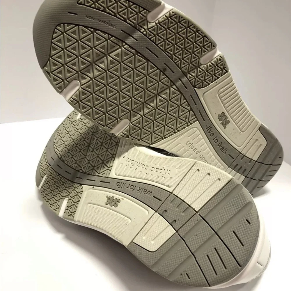 SAS Women's Tour Mesh Walking Shoes Silver, Size 9 W3